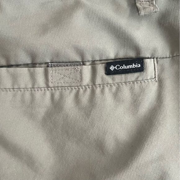 Columbia Shorts - size 14 - Picture 3 of 6